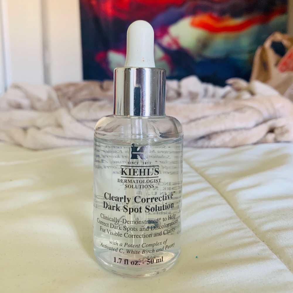 Kiehls clearly corrective dark spot solution